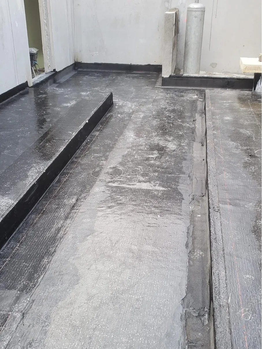 Reprise de membrane bitumineuse sur toiture-terrasse à Nanterre - réalisation FPE